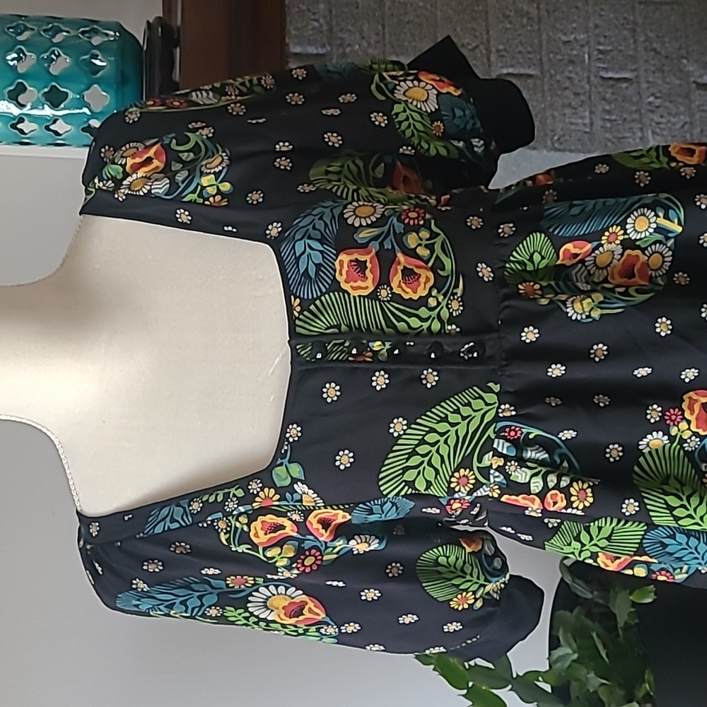Anthropologie Size 8 Maeve Silk Black Colorful Floral Poppy Babydoll Dress